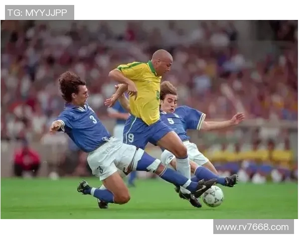 7月1日出生的足球巨星盘点：他们在绿茵场上的传奇与成就